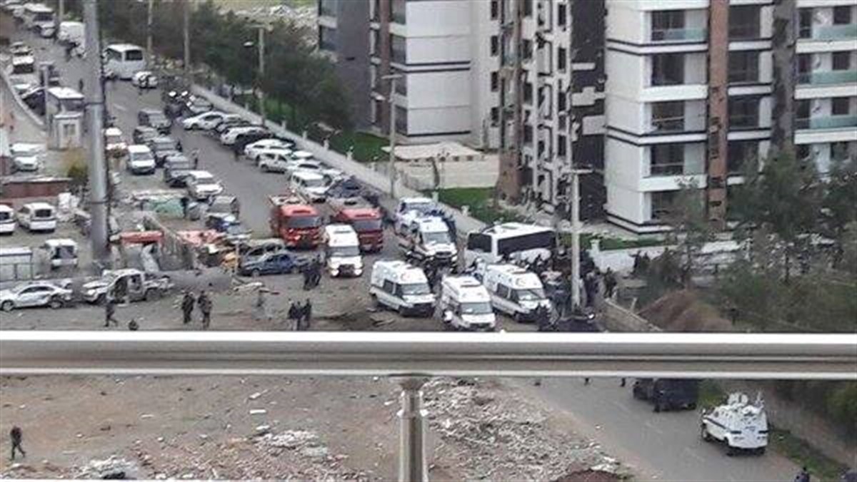 Posibil Atentat terorist in Turcia. Explozie intr-o statie de autobuz din Diyarbakir