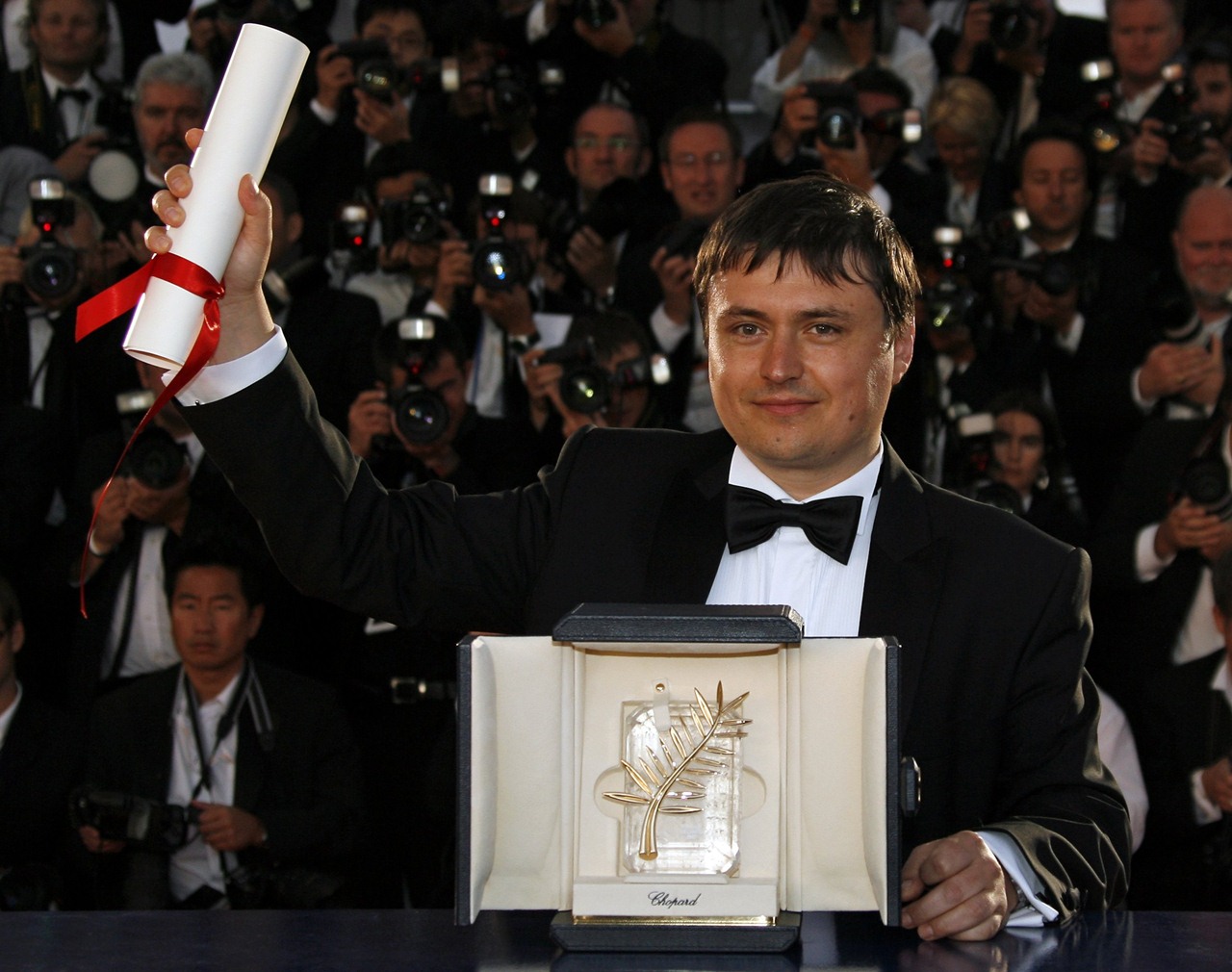 Cristian Mungiu a castigat premiul pentru regie la Cannes