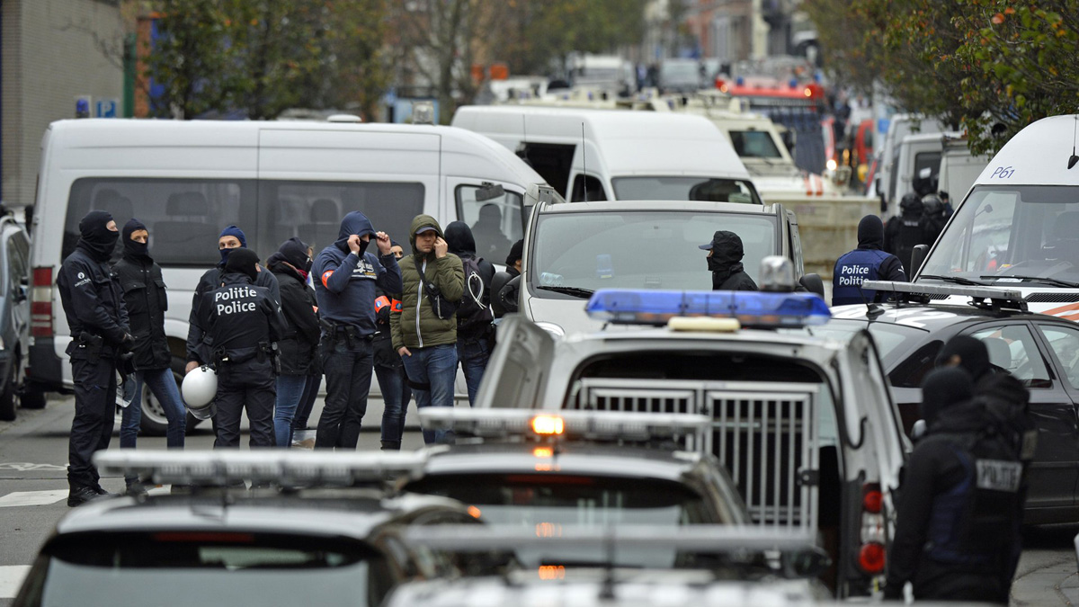 ALERTA CU BOMBA IN BRUXELLES intr-un centru comercial frecventat de romani - Teama de un nou atentat terorist