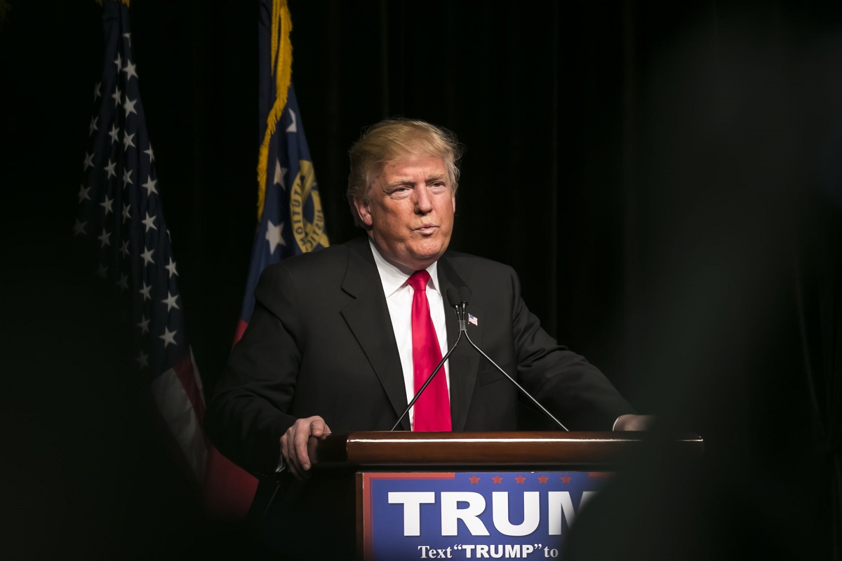 Alegerile din Sua 2016. Donald Trump promite sa inceapa expulzarea imigrantilor clandestini din prima zi de mandat
