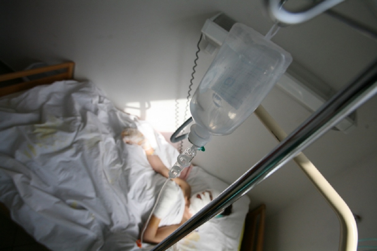 Pacientul transferat în Bulgaria în luna august, în urma unei explozii, a murit