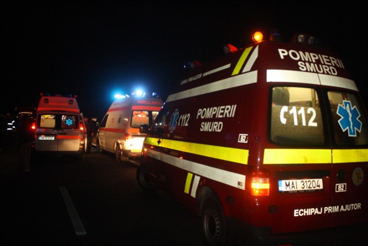 Un accident in care au fost implicate doua autobuze s-a produs in comuna Vulturesti din judetul Arges. Planul rosu de interventie a fost activat.