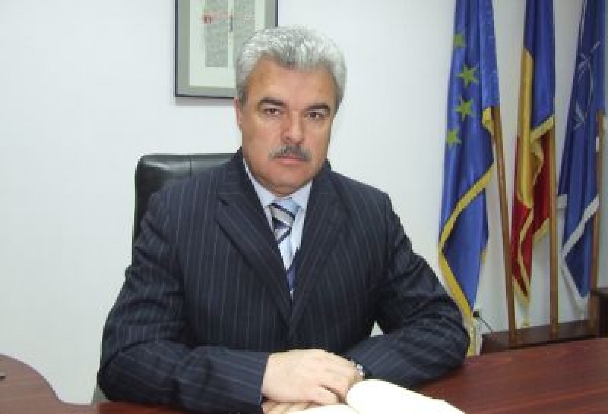 Gheorghe Popa, fost rector al Academiei de Poliție "Alexandru Ioan Cuza", a fost declarat in conflict de interese de către Agenția Națională de Integritate