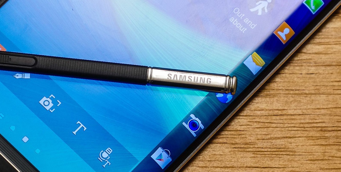 Samsung a inregistrat un brevet pentru un smartphone care poate sa ruleze, in paralel, sistemele de operare Windows Phone si Android.