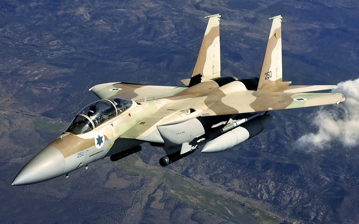 Armata din Siria a anuntat ca adoborat marti dimineata un avion militar israelian si o drona care intrasera in spatiul aerian al tarii
