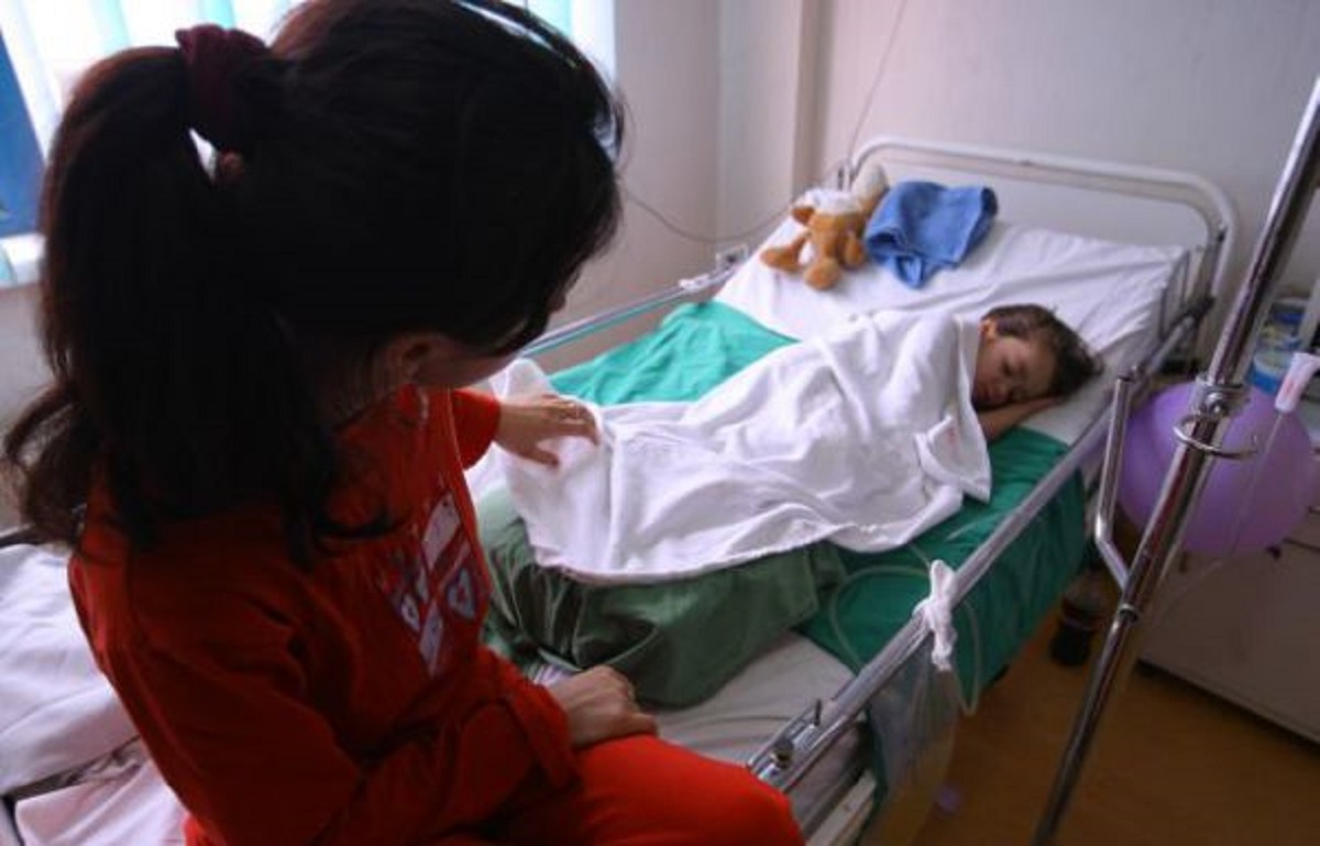 14 copii din Constanţa sunt suspectaţi de meningită virală