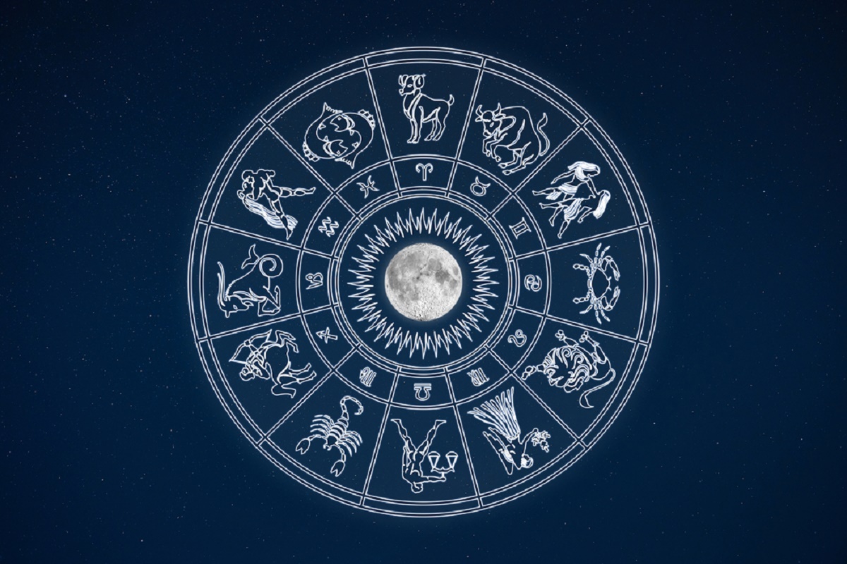 Horoscop zilnic 2 octombrie 2016. Săgetătorii pășesc în cercuri înalte