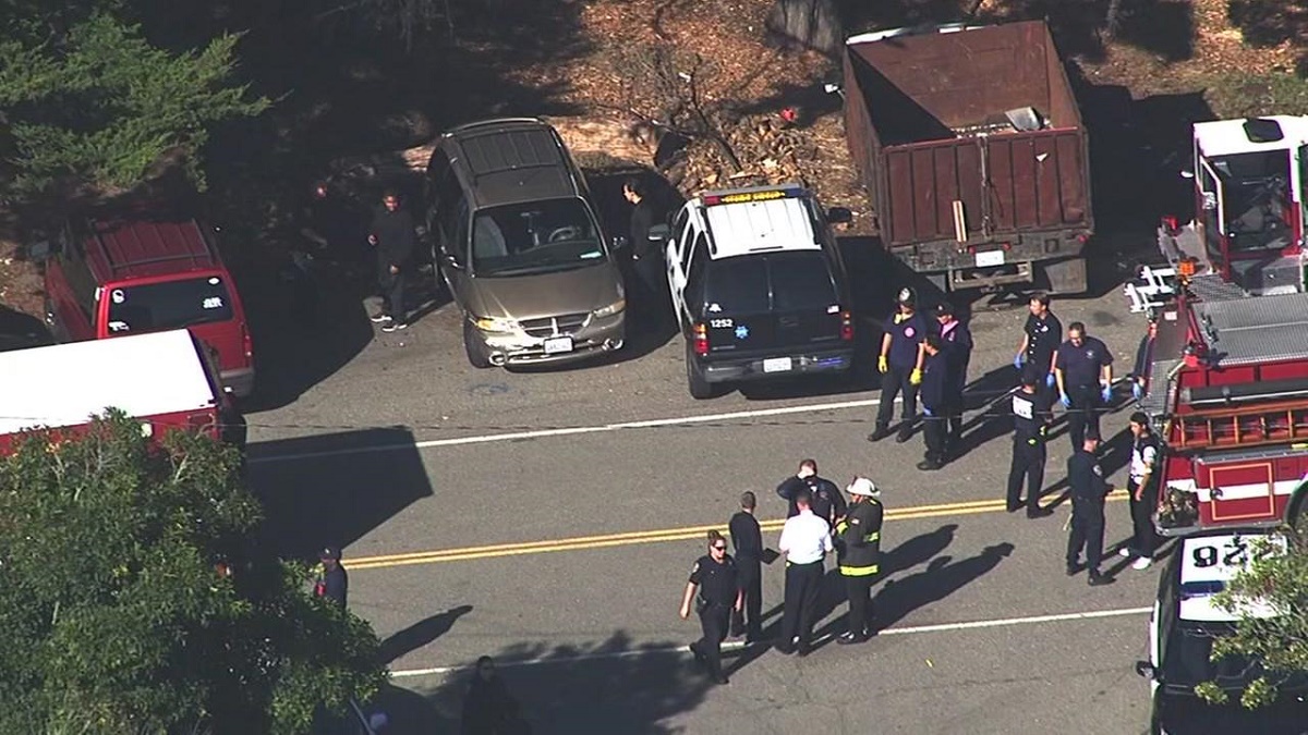 Un atac armat soldat cu rănirea a patru persoane s-a produs în parcarea unui liceu din San Francisco, Statele Unite ale Americii.