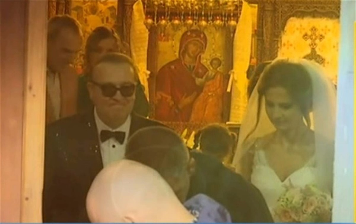 Nunta lui Gabriel Cotabiță a avut loc duminică. Fericitul eveniment nu a fost lipsit de incidente, la un moment dat, Poliția fiind chemată.