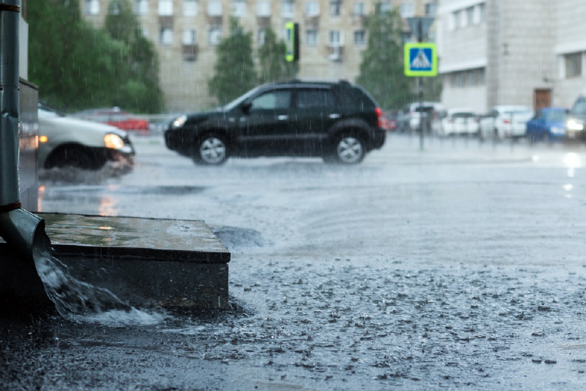 Avertizare meteo: Cod Portocaliu de ploi abundente în Moldova, Dobrogea și nordul Munteniei