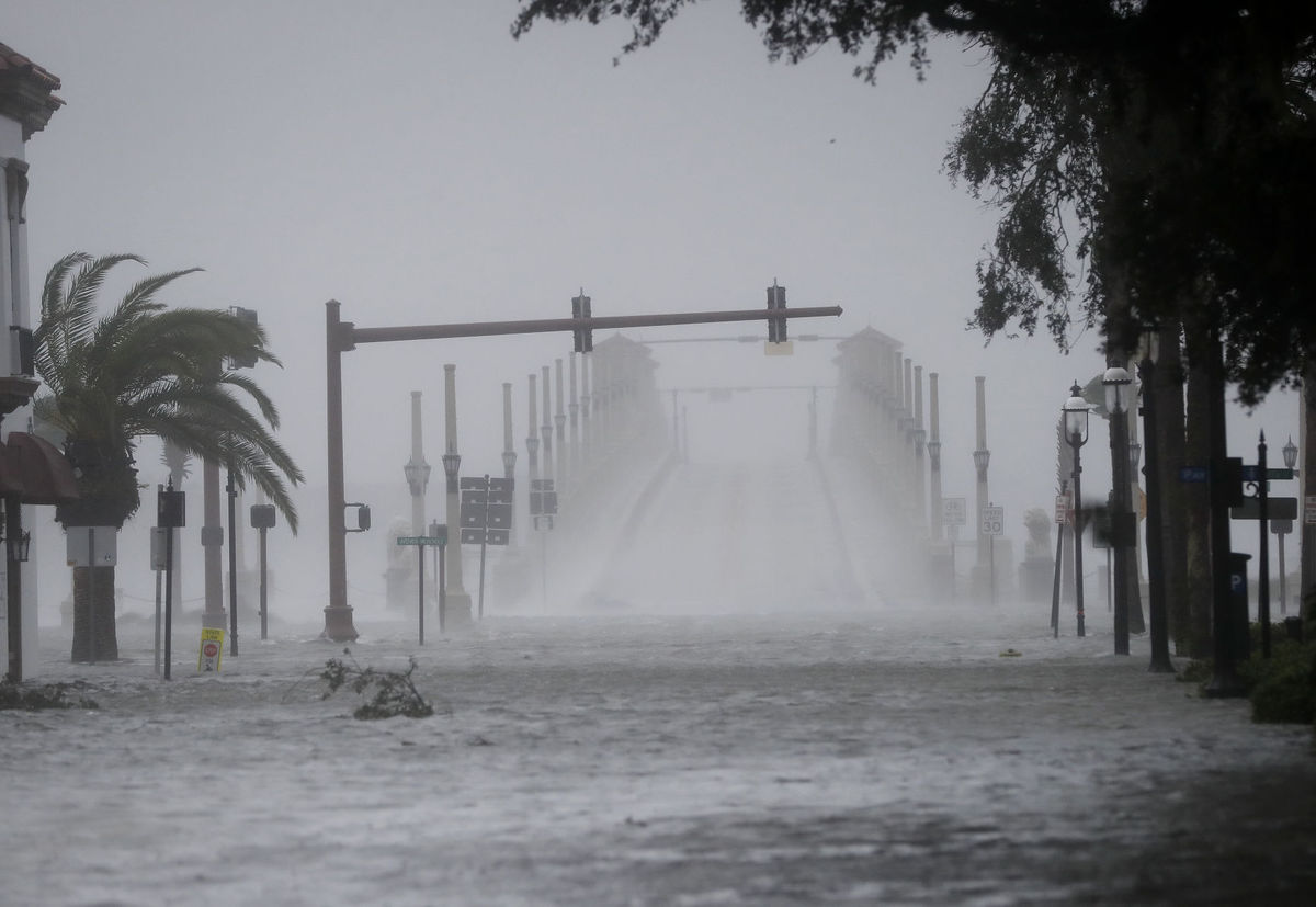 Uraganul Matthew a făcut primele victime în Statele Unite ale Americii. Șase persoane și-au pierdut viața din cauza furtunii majore, care a lovit Florida.