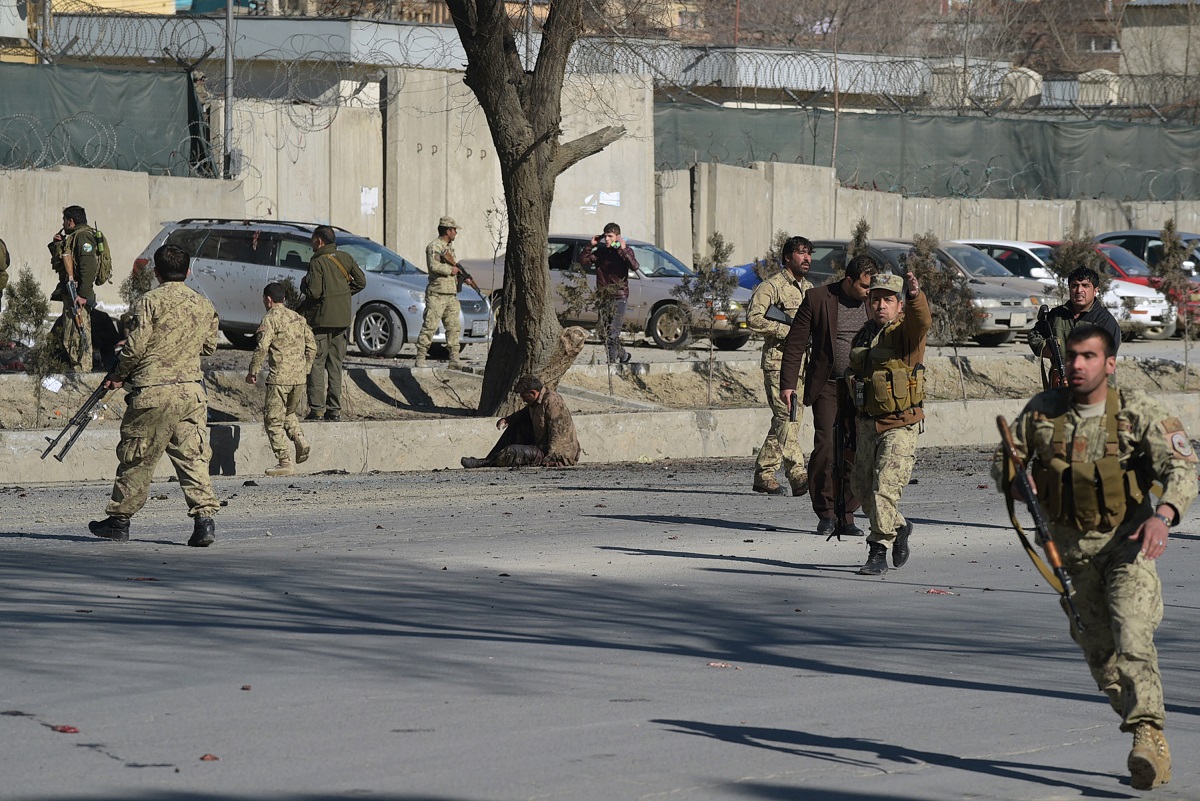 Atac sinucigaș în Afganistan. Patru oameni au murit