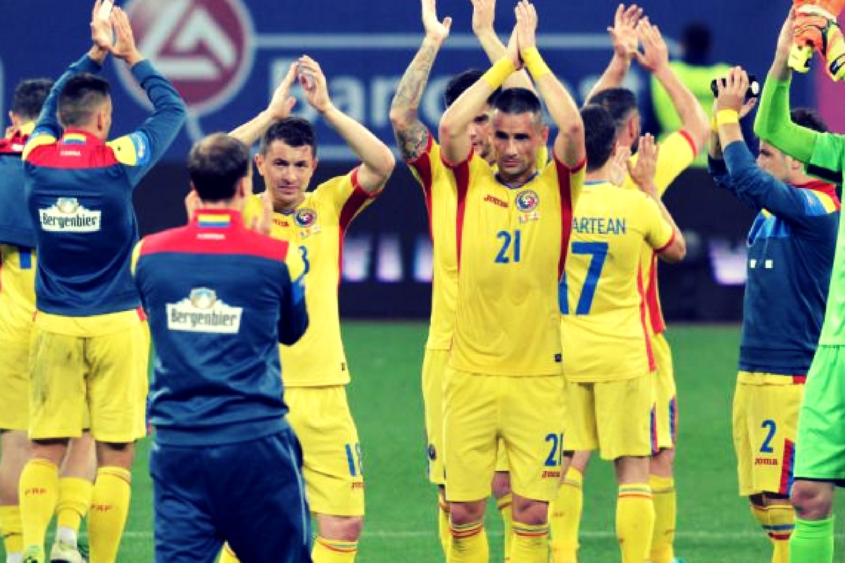 Christoph Daum are la dispoziție un lot de 29 de fotbaliști pentru meciurile pe care România le va disputa cu Polonia și cu Rusia.
