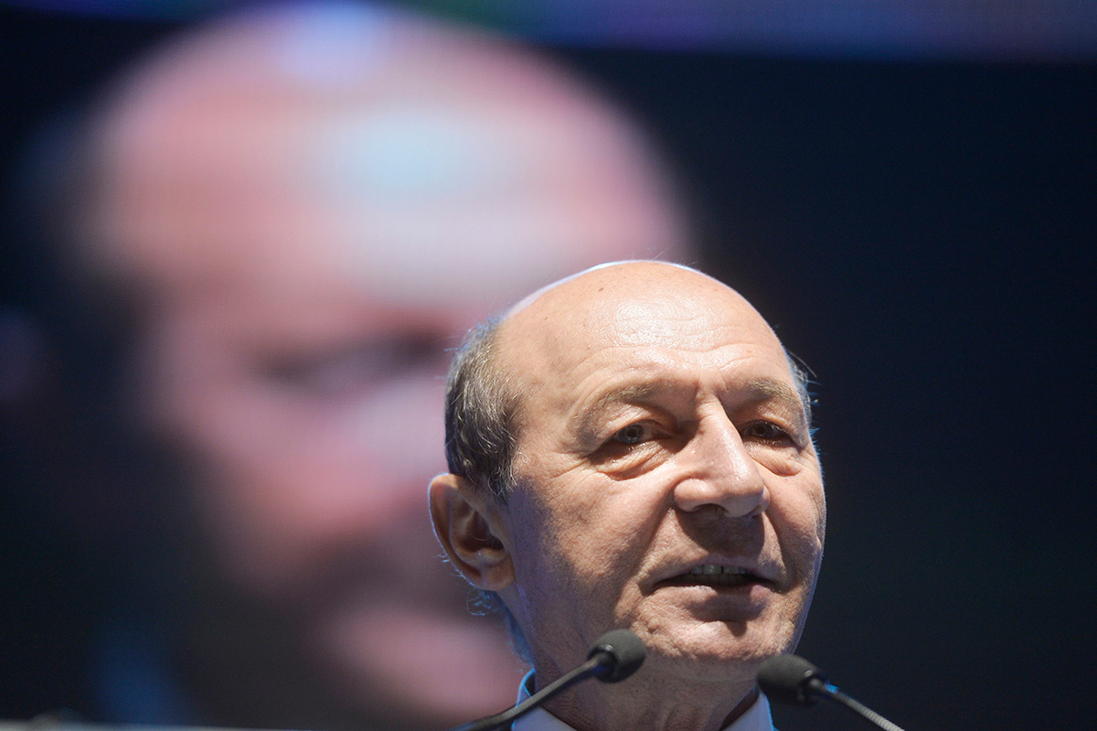 Traian Băsescu îl atacă dur pe Andrei Pleșu pe Facebook