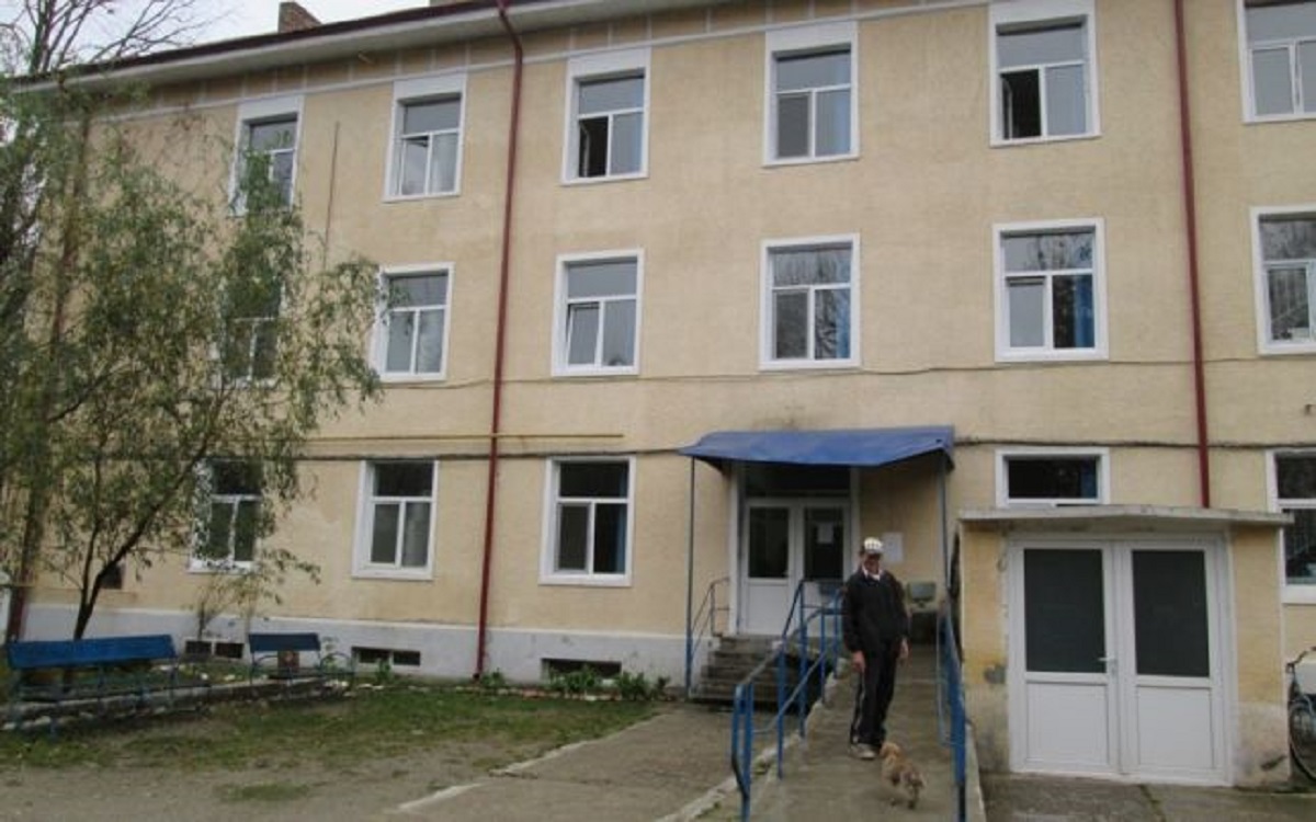 Căminul de bătrâni din Bălcești, județul Vâlcea. Directorul căminului de bătrâni solicită public ajutor pentru hrana celor 43 de bătrâni...