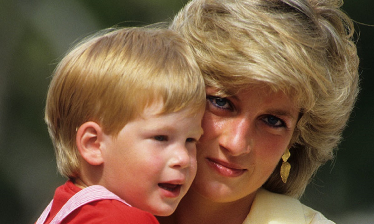 Prințul Harry, fiul mai mic al prințesei Diana, vorbește despre efectul pe care pierderea mamei la doar 12 ani, l-a avut asupra lui.