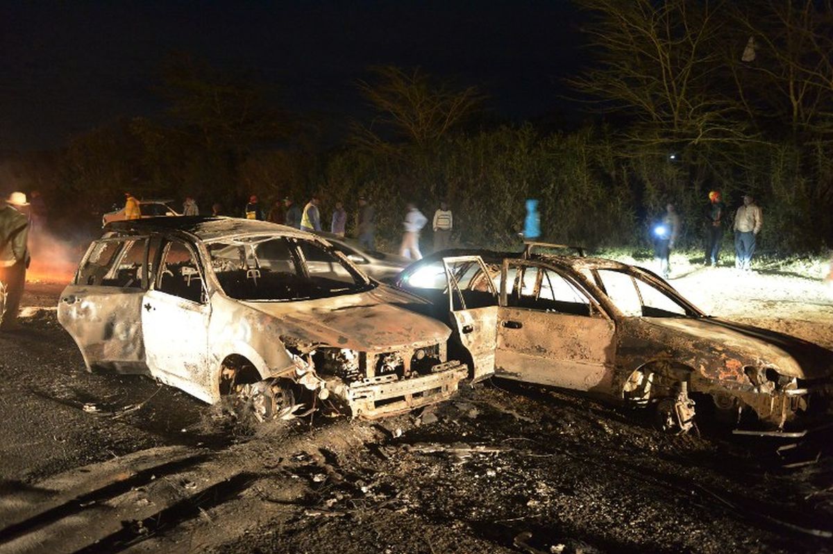 Accident în Kenya. Peste 40 de oameni au murit, după ce un camion-cisternă a lovit alte vehicule în Kenya. După acest moment, camionul a explodat.