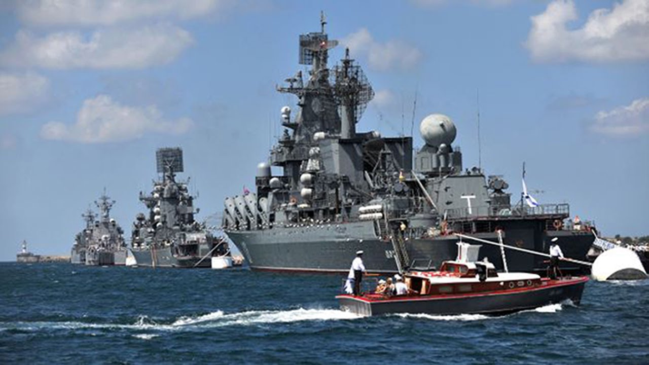 Nave de război din Flota rusă au fost mobilizate în Marea Neagră. Rusia susține că a luat această măsură ca o reacție a testelor de rachetă ale Ucrainei.