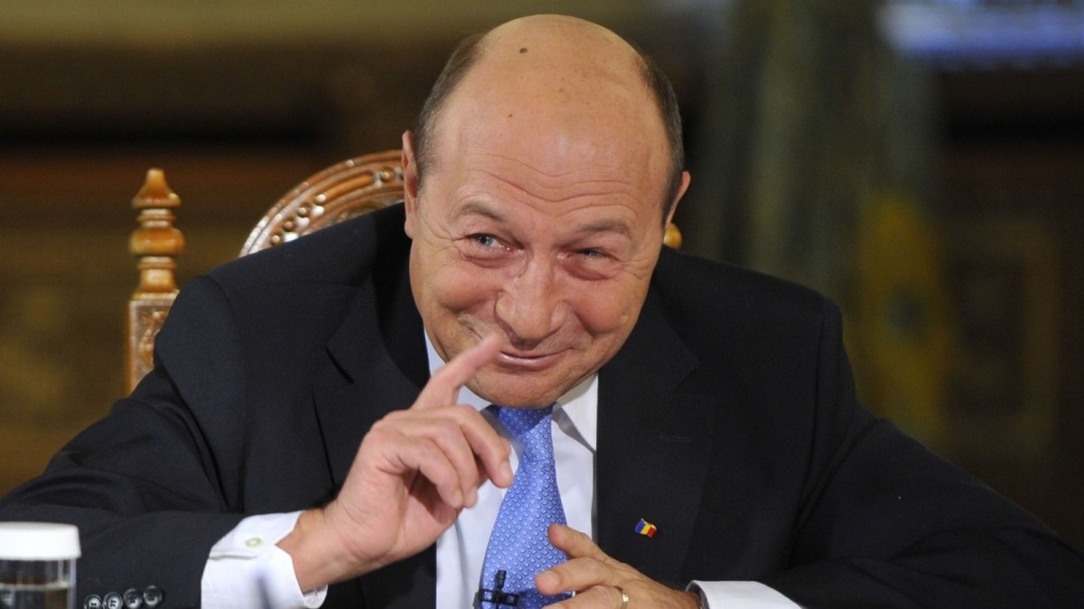 Traian Băsescu nu a ratat ocazia de a „înțepa” Primăria Capitalei în ceea ce privește problema deszăpezirii.