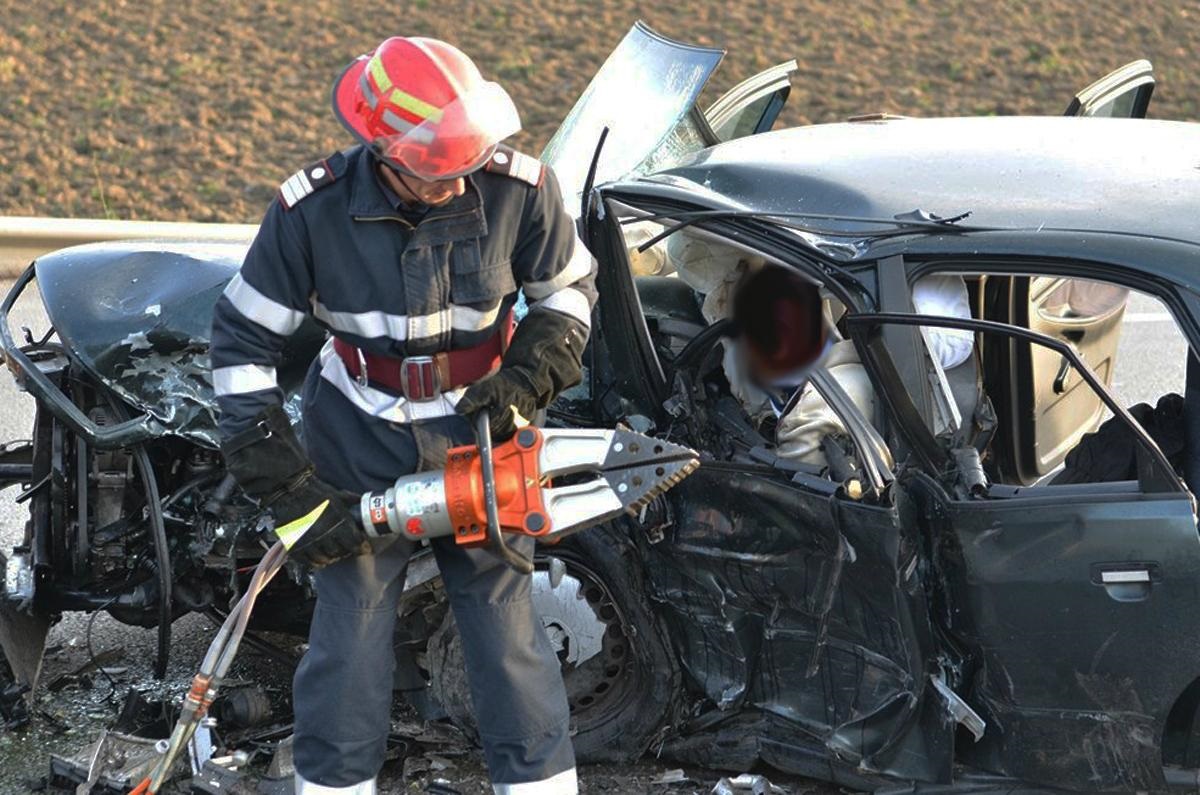 Cinci persoane au fost rănite după un accident la Bujoreni, în județul Vâlcea. Incidentul rutier a avut loc pe Valea Oltului (DN 7).
