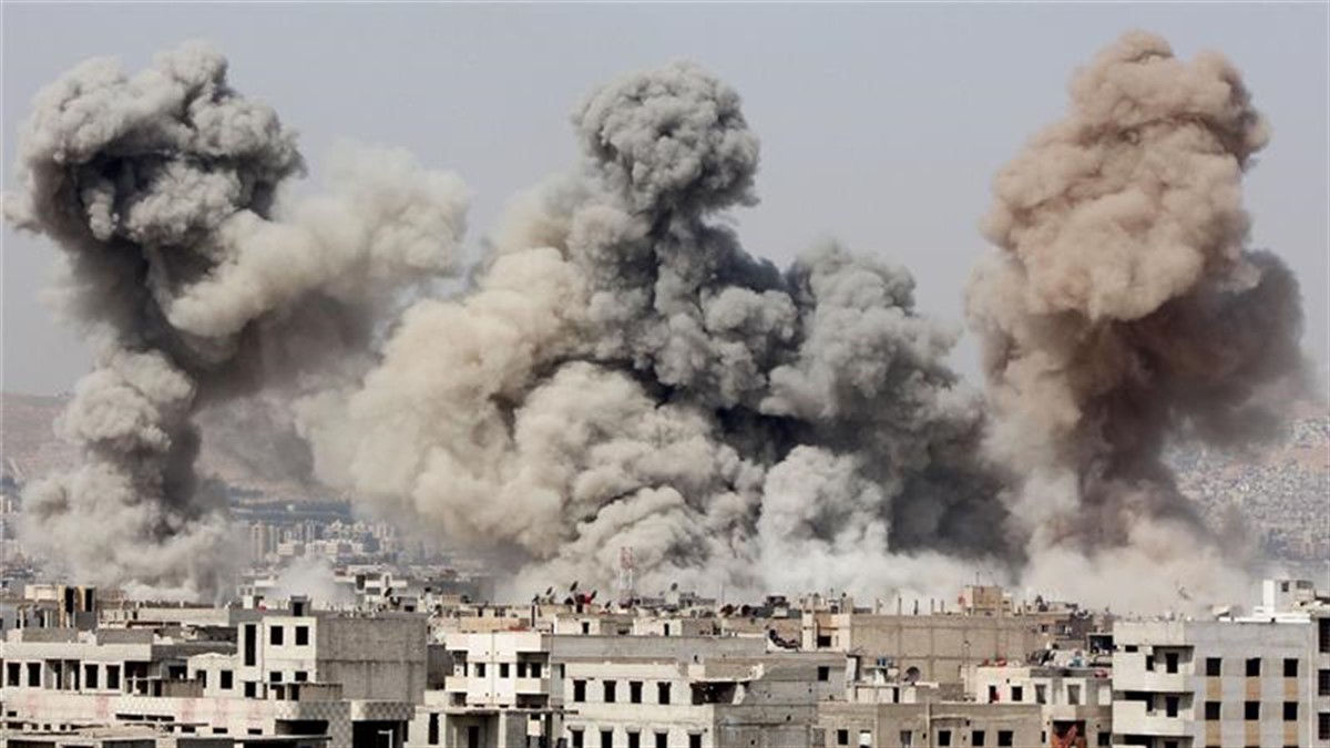 Cel puțin 25 de oameni au murit în Siria, în urma unui atac aerian, care a vizat o clădire al grupării Frontul al-Nusra.