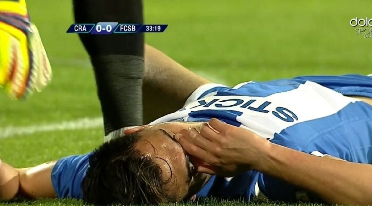 Fotbalistul Andrei Ivan a trecut prin clipe de groază, după ce s-a prăbușit pe teren. El a leșinat, iar cel care l-a salvat a fost...