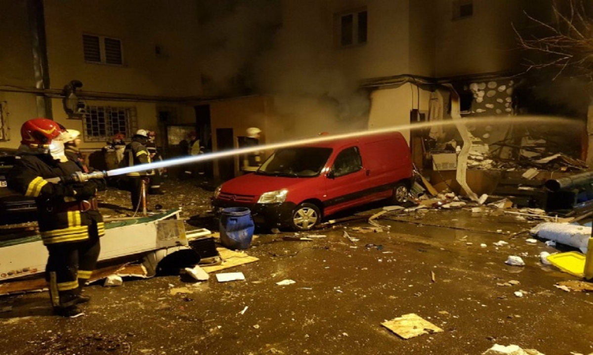 Explozie puternică într-un fast-food din București, în cartierul Tineretului
