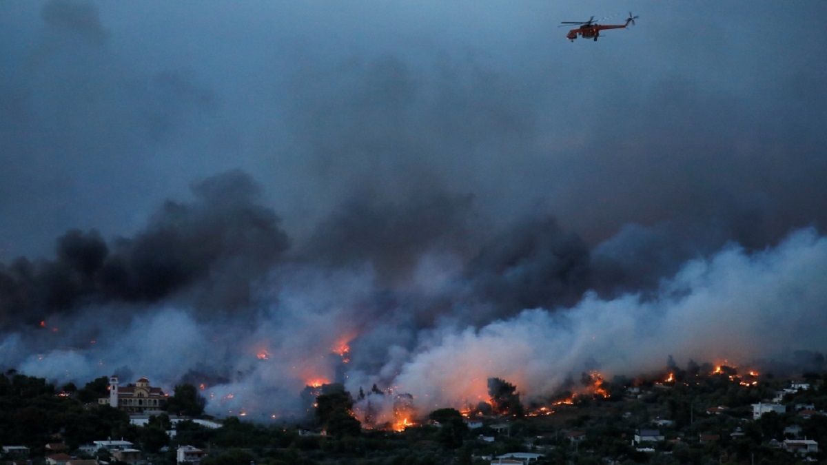 Dezastru în Grecia: Peste 24 de morți și 150 de răniți din cauza incendiilor de vegetație