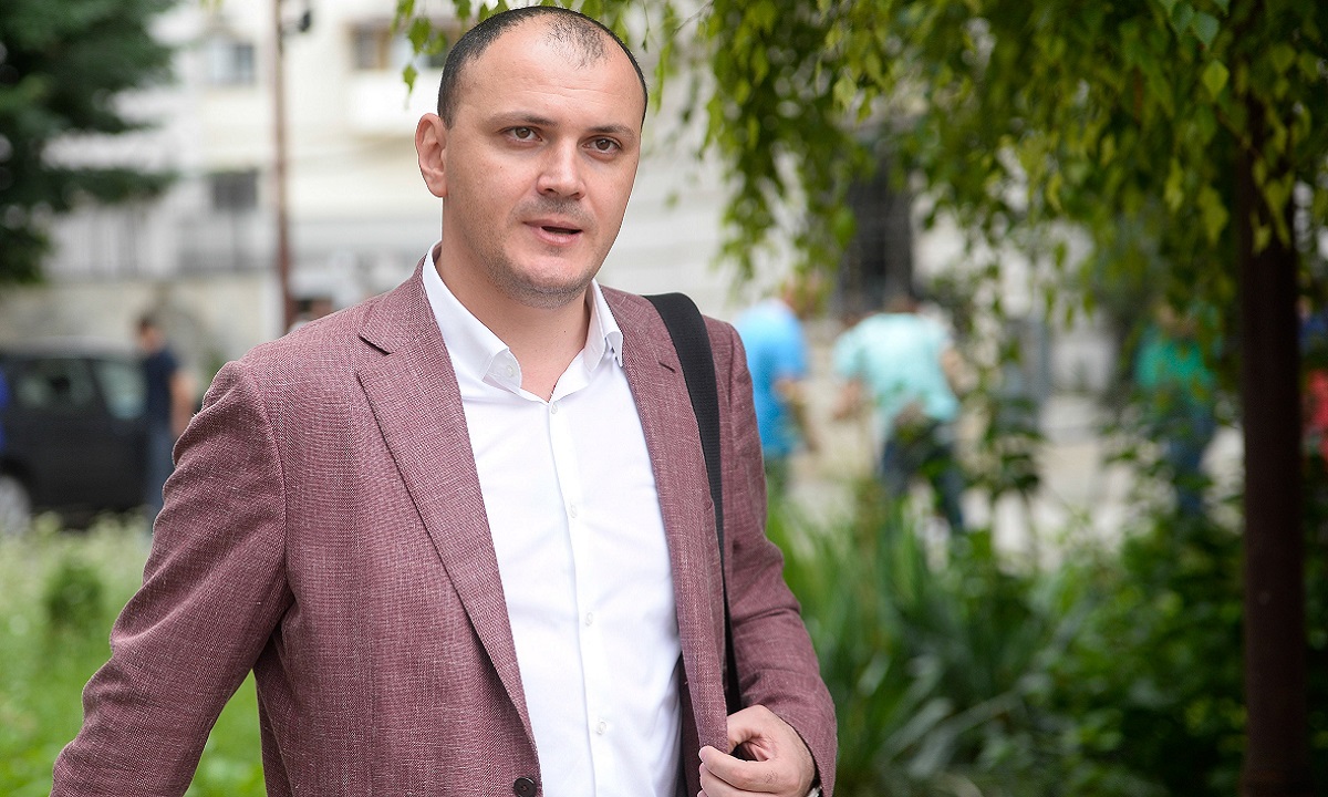 Tribunalul Prahova respinge cererea lui Sebastian Ghiţă de revocare a măsurii arestării preventive