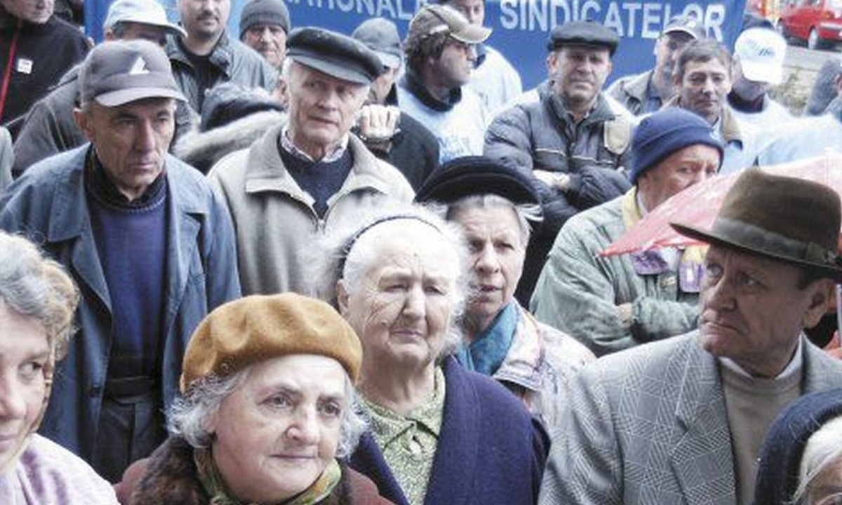 Ce se întâmplă cu numărul pensionarilor din România. Datele oficiale ale INS
