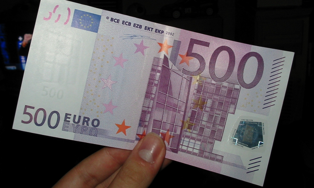 Curs BNR: Euro scade în 21 februarie, Cursul valutar