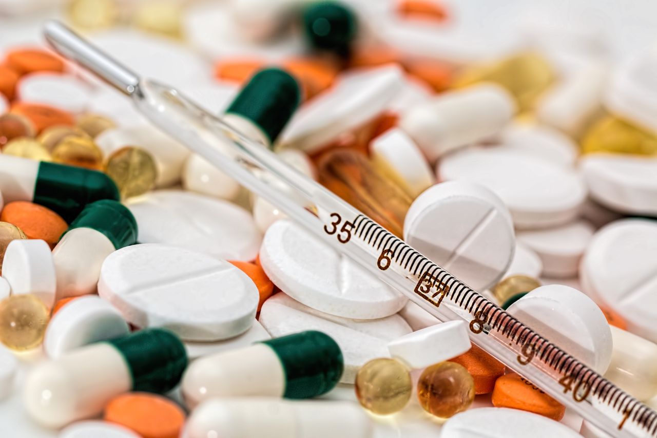 Compania Antibiotice Iași produce din nou Paracetamol şi Novocalmin