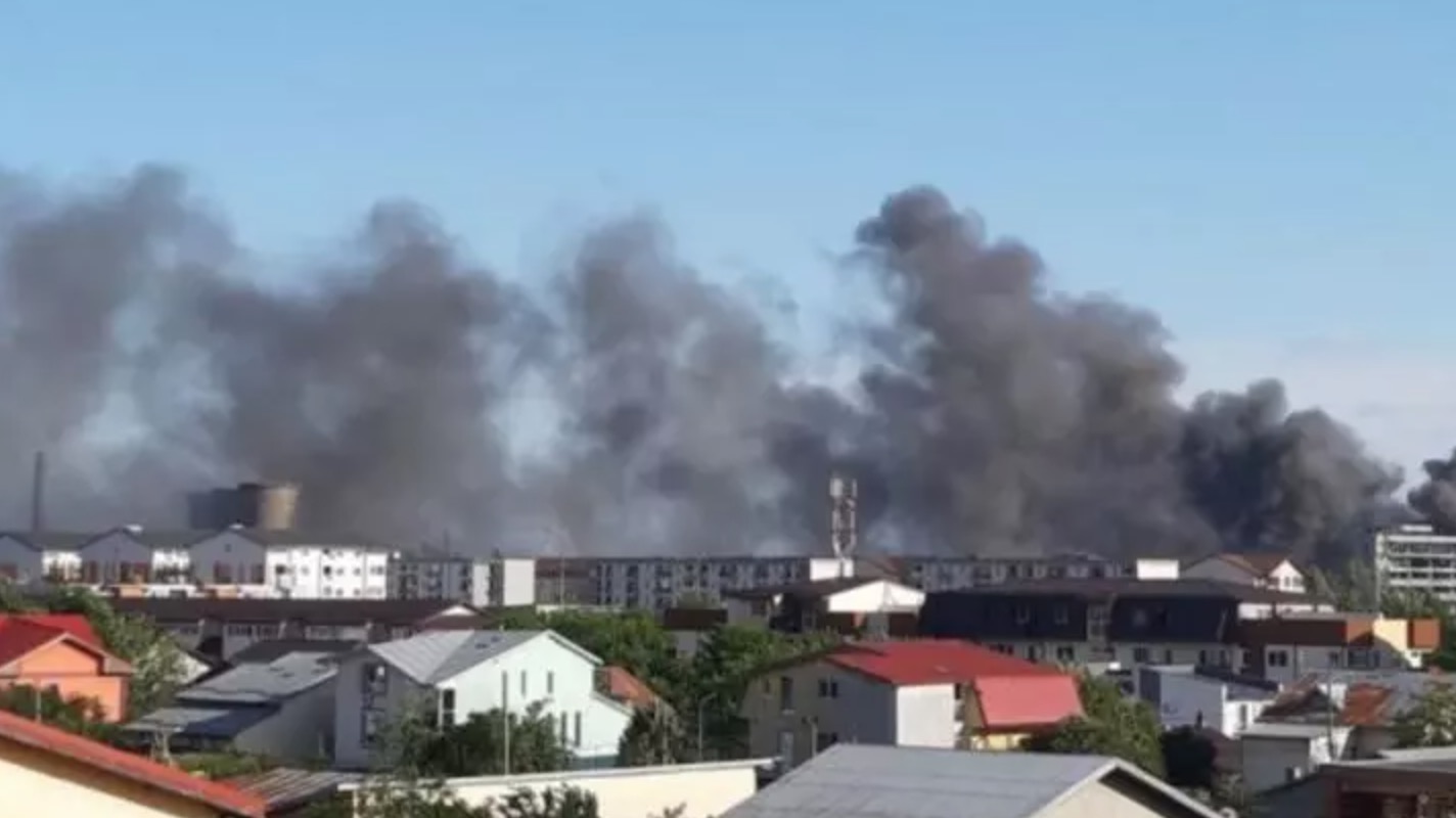 RO-ALERT 31 mai 2020: Ocoliți zona, incendiu major pe Metalurgiei, București