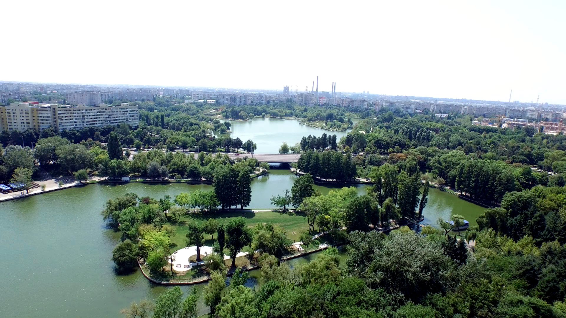 Parcurile din București se redeschid începând de vineri