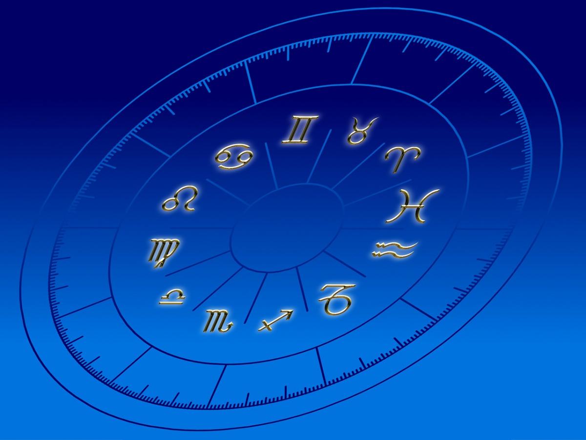 Horoscop de weekend 16-17 mai. Unele zodii vor avea un weekend dificil