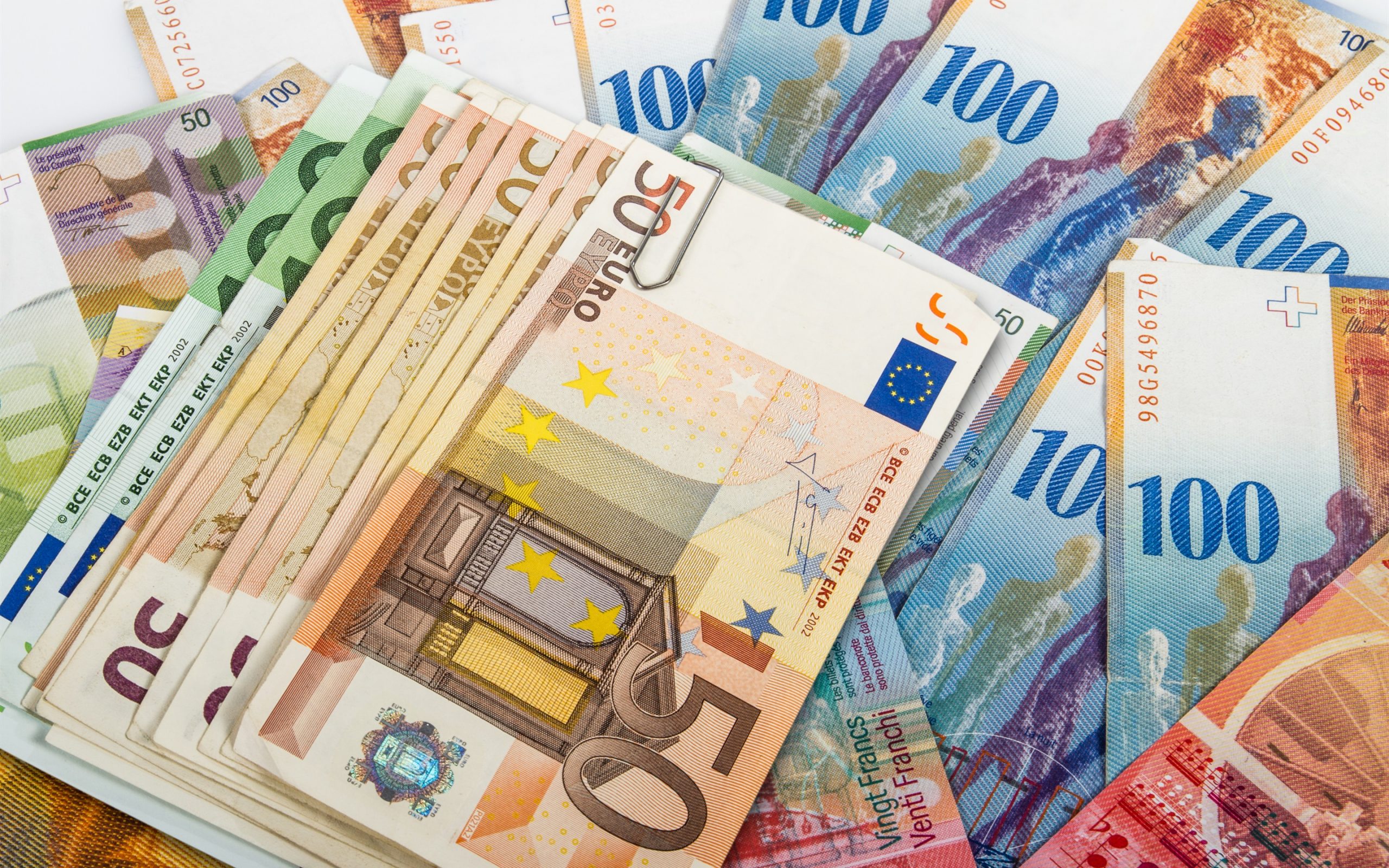 Curs valutar BNR 31 iulie 2020. Ce valoare a atins azi euro