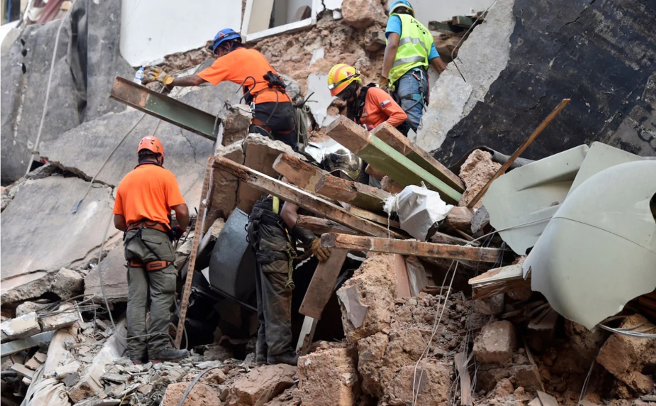 Persoană vie detectată sub dărâmături, după o lună de la explozia din Beirut