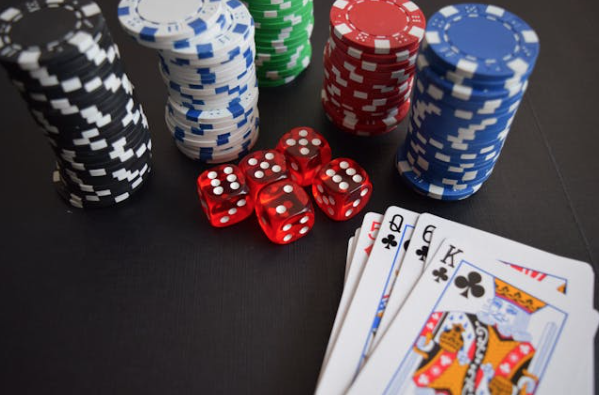 De ce cazinourile online și jocuri casino sunt mult mai mult decât divertisment