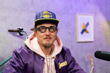 Otravă, pe numele real Cristian Șimonca, unul dintre cei mai cunoscuți bloggeri din România