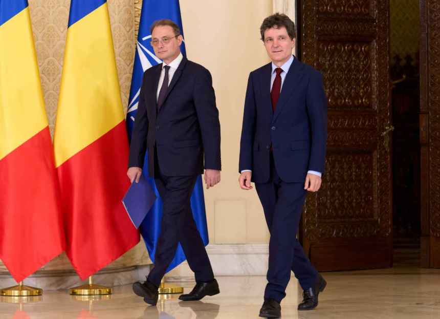 Luca Niculescu, fost jurnalist și ambasador la Paris, premierul desemnat al României